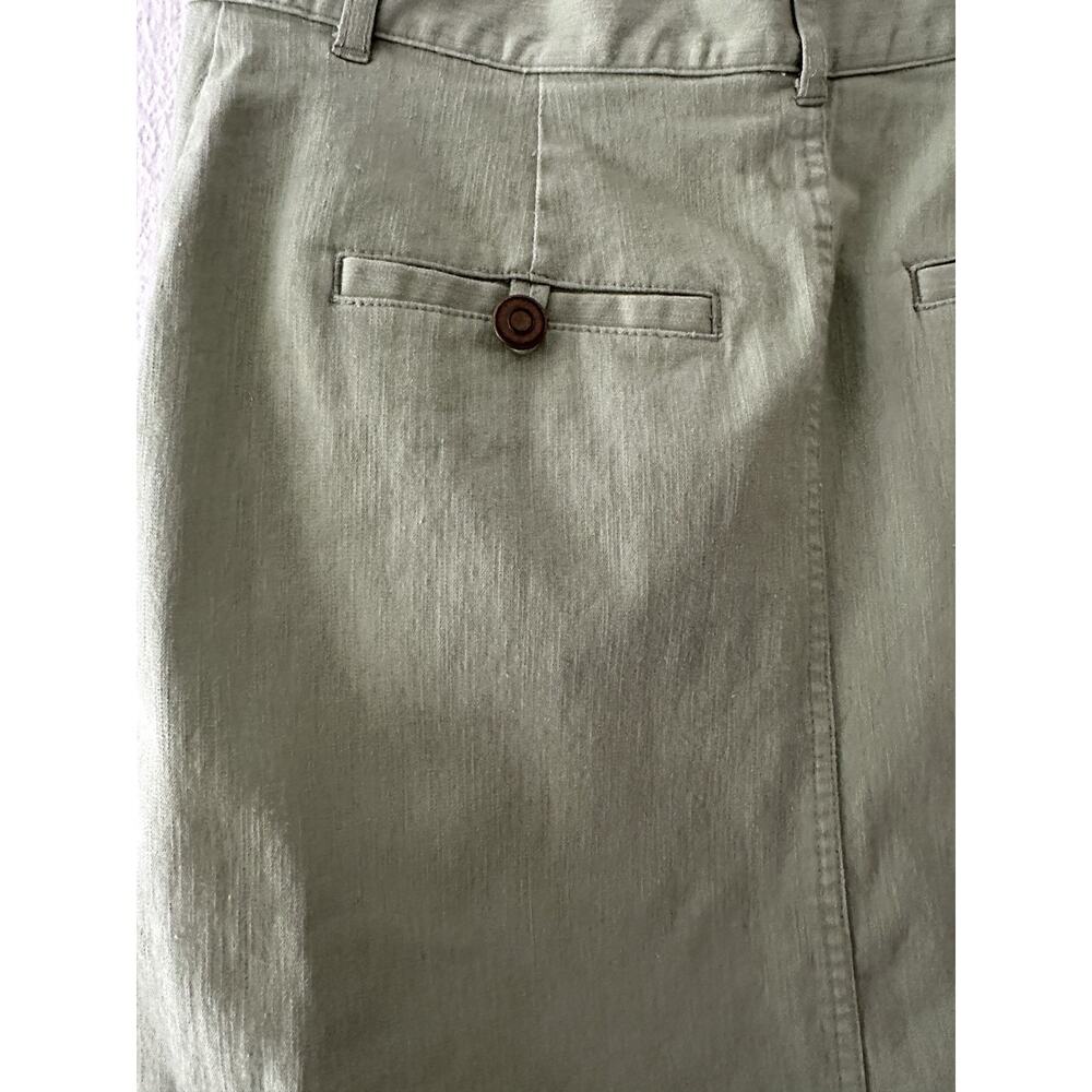 Christopher & Banks Women's Green Stretch Button Front Knee Length Skirt Size 4 - Picture 10 of 15